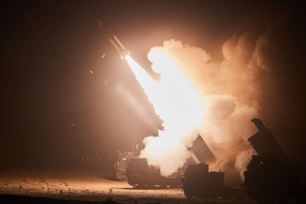 США могут разрешить Киеву использовать ATACMS для ударов по&nbsp;России