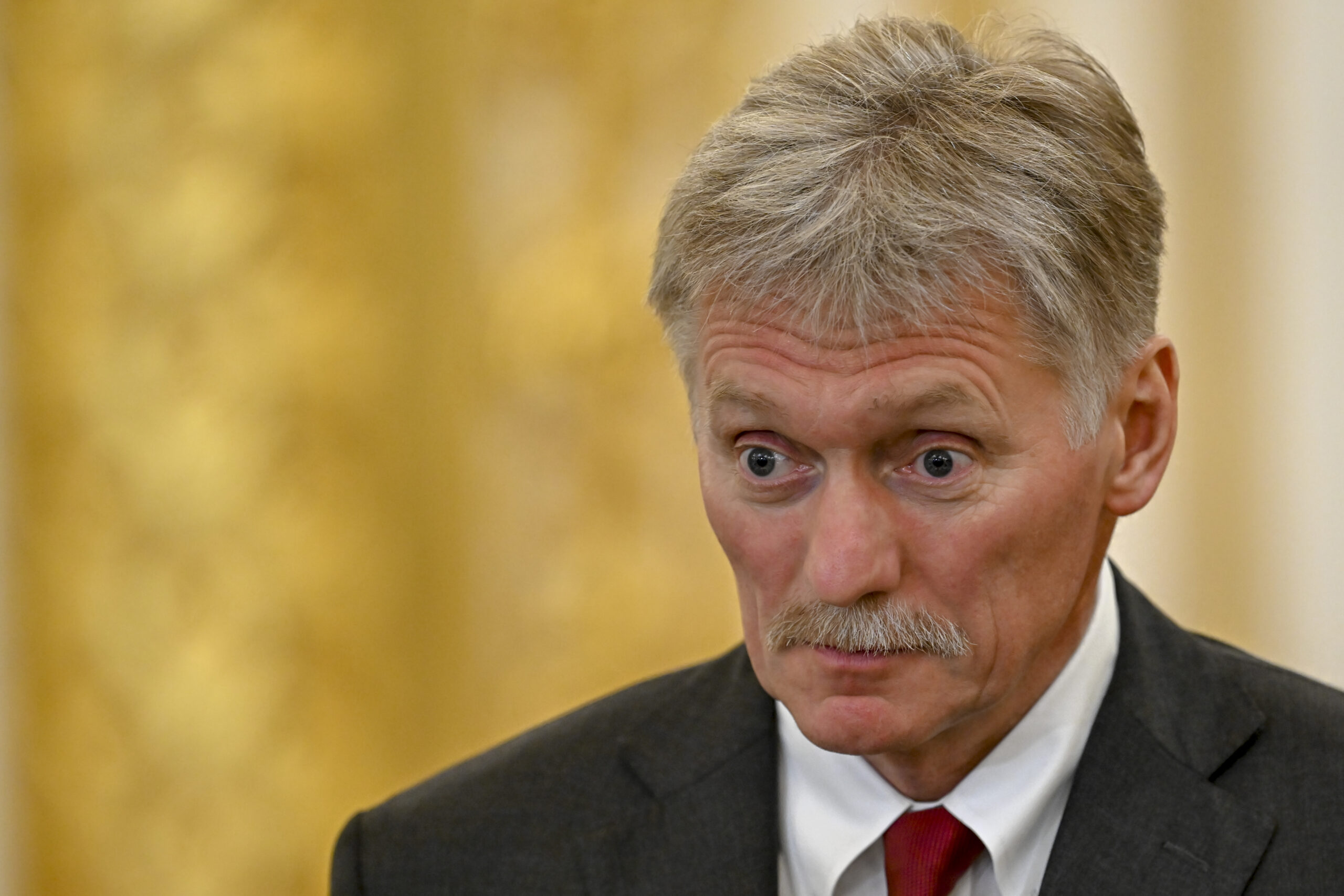 Дмитрий Песков не в курсе