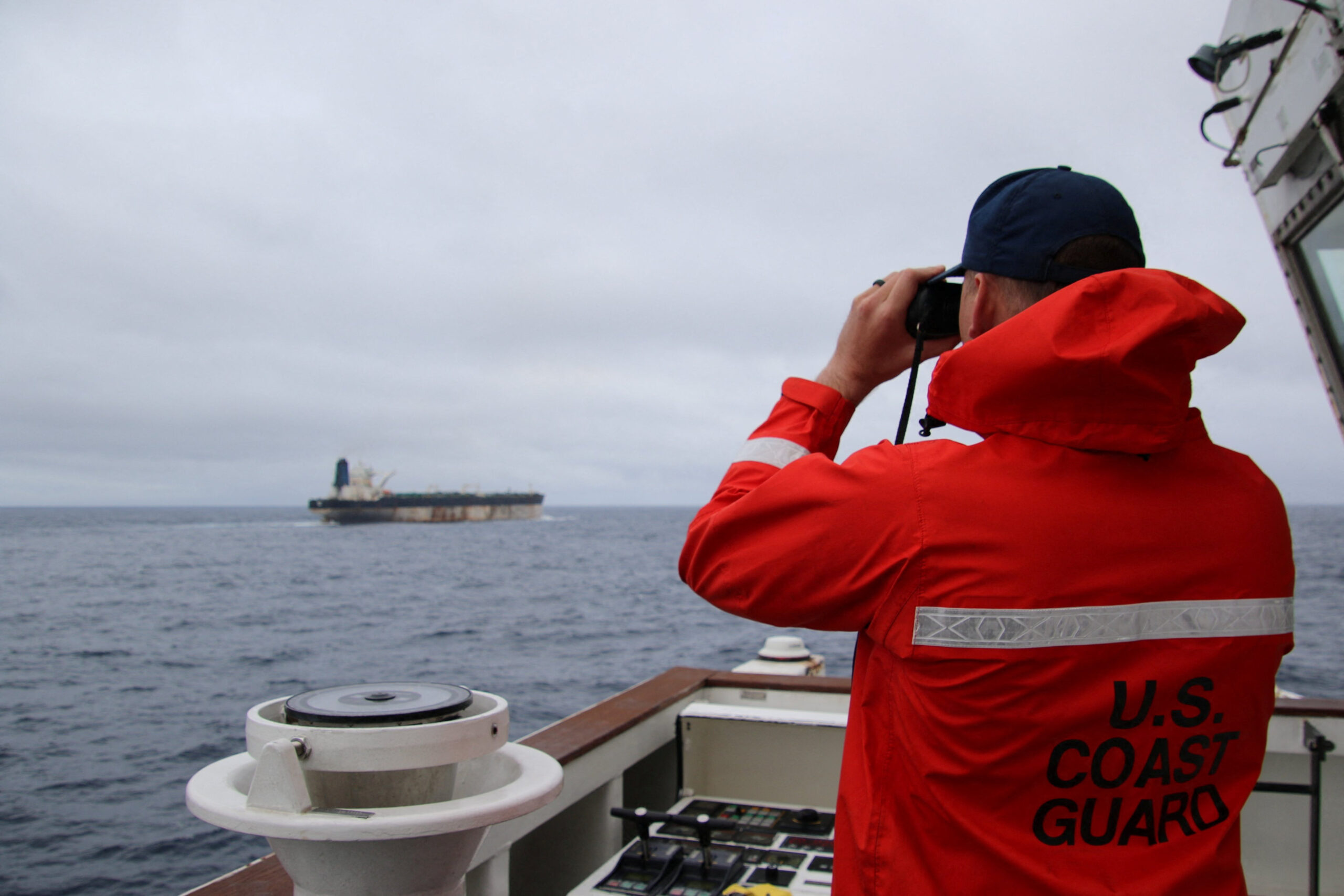 В Кремле хотят решить вопрос о выдаче российских моряков с танкера Marinera до дальнейшего урегулирования войны в Украине