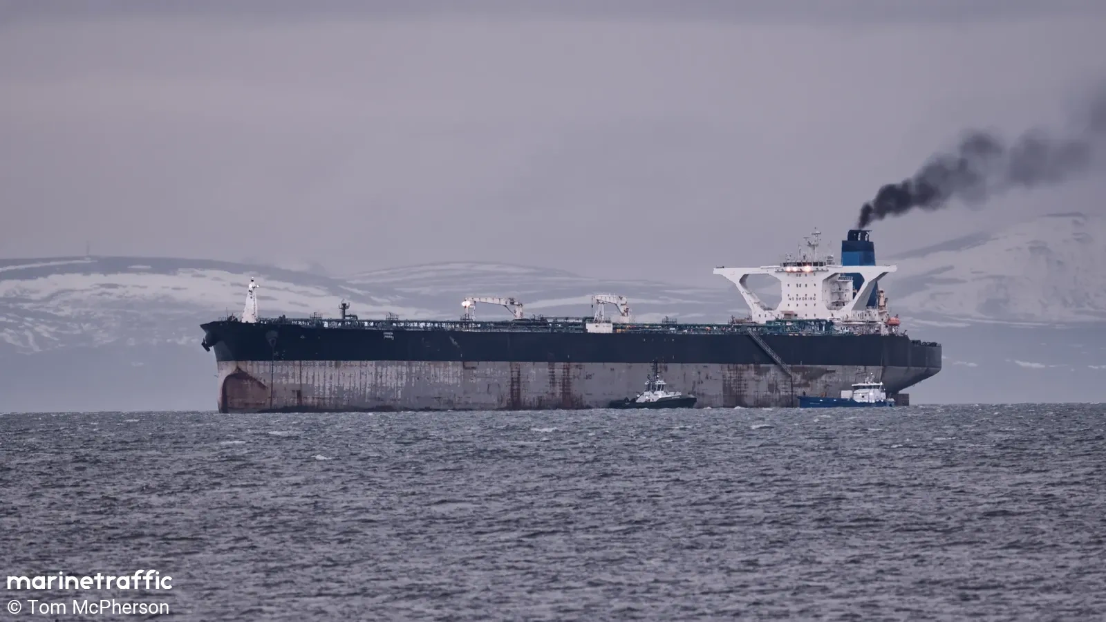 США вывезли капитана и первого помощника подсанкционного танкера Marinera из Великобритании