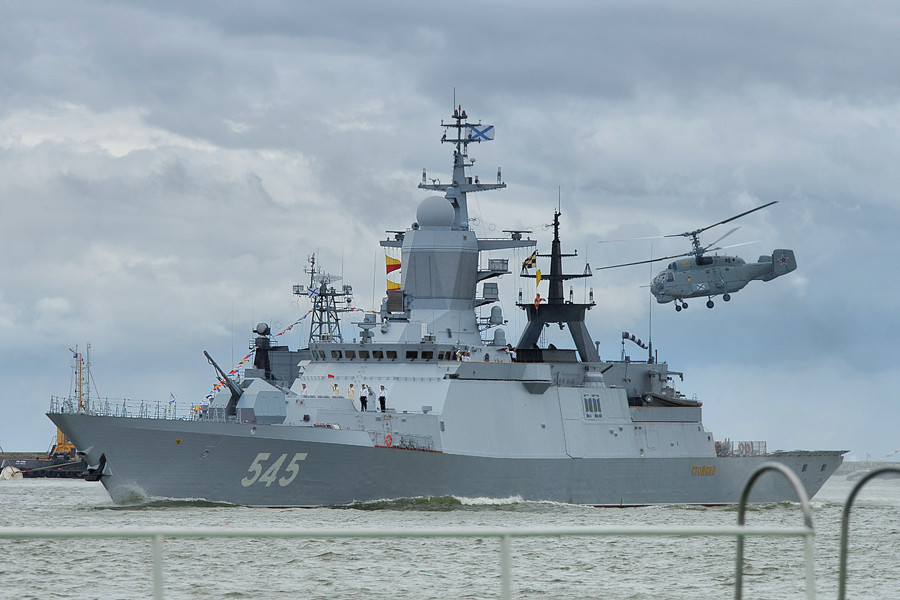 Россия и Иран провели совместные военно-морские учения в Оманском заливе на фоне слухов о возможном ударе США по Ирану