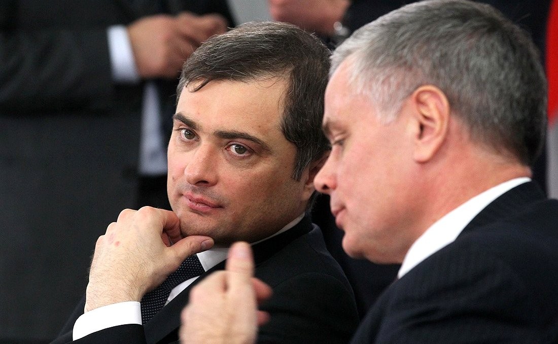 Владислав Сурков сообщил, что не располагает информацией о своём отъезде из России