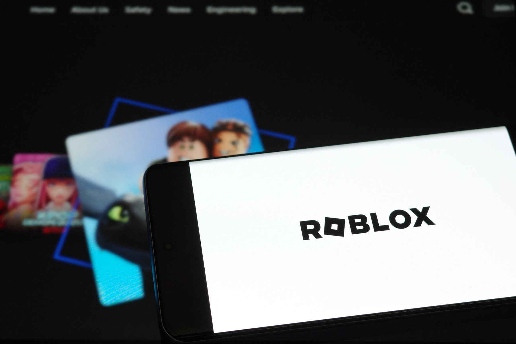 Игровая платформа Roblox вновь стала доступна в России. Платформу блокировали из-за «пропаганды ЛГБТ»
