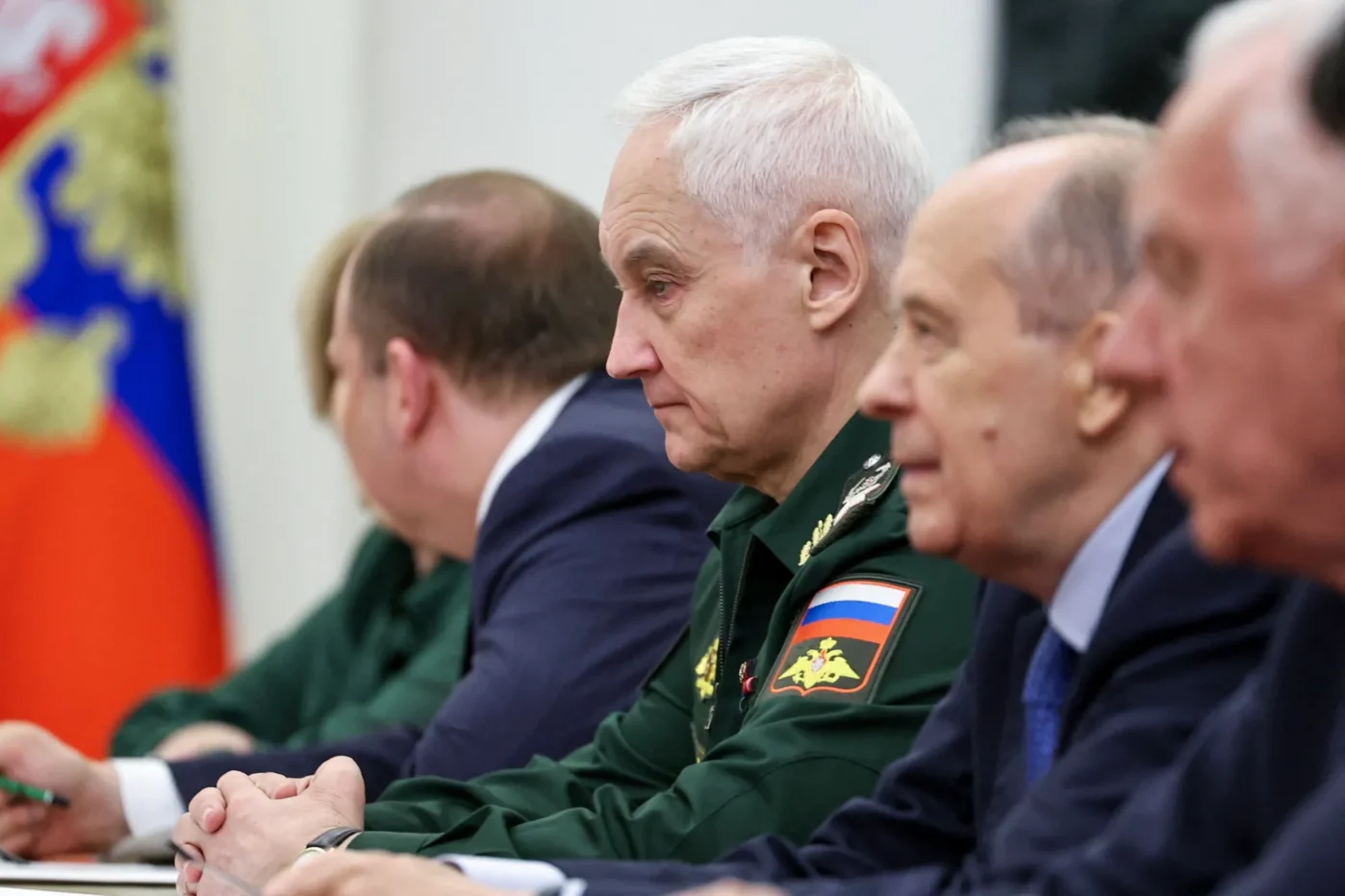 Министр обороны Андрей Белоусов и&nbsp;директор ФСБ Александр Бортников на&nbsp;заседании Совета Безопасности с&nbsp;Владимиром Путиным